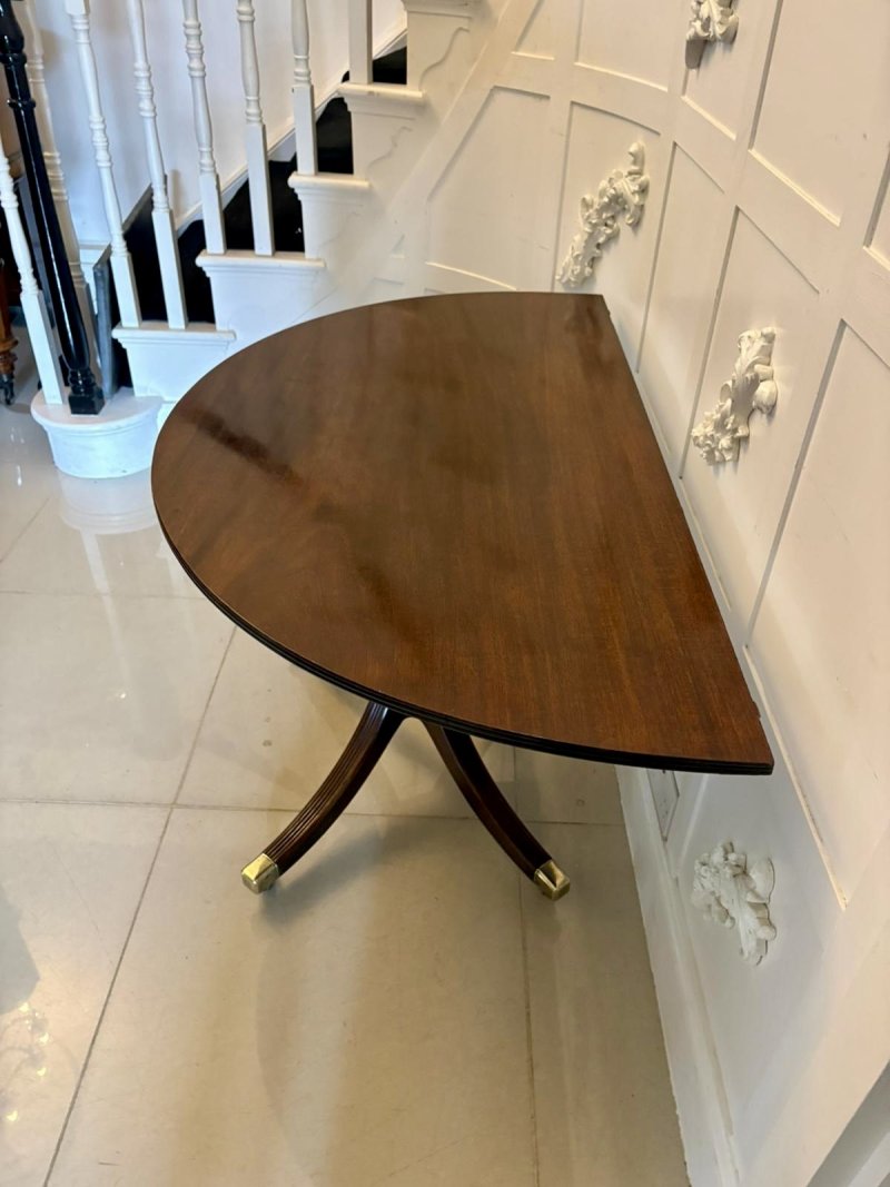 Antique Georgian Mahogany Triple Pillar Dining Table 12–14 Seater Extending with Two Leaves - Image 20